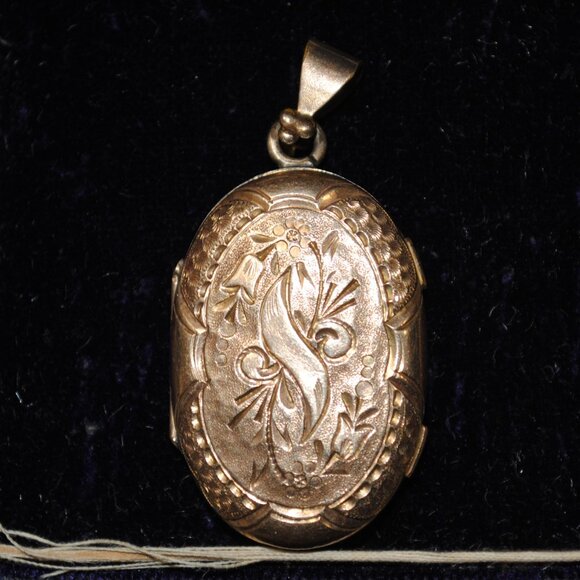 Antique Victorian Two-Sided Engraved Gold-plated Mourning Locket